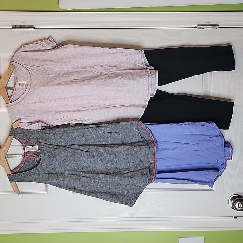 Ivivva by Lululemon 4 Piece Mixed Lot Girls All Size 12